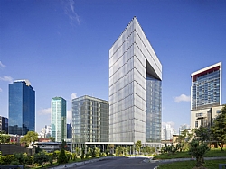 CUSHMAN & WAKEFILD TR INTERNATIONAL, UBER'�N OF�S K�RALAMASINI TAMAMLADI